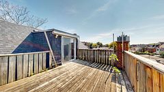 32 Macklem Avenue Upper, Toronto, ON M6J 3M2