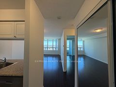 8 Hillcrest Avenue 1602, Toronto, ON M2N 6Y6