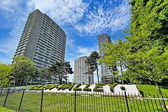 715 Don Mills Road 2103, Toronto, ON M3C 1S5
