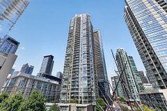 10 NAVY WHARF Court 2109, Toronto, ON M5V 3V2