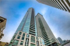 45 Charles Street 4703, Toronto, ON M4Y 0B8