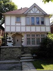 157 Chiltern Hill Road, Toronto, ON M6C 3C3