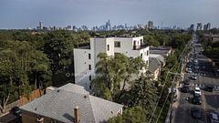1725 Bathurst Street 202, Toronto, ON M5P 3K4