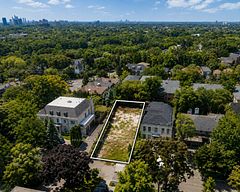 106A Richview Avenue, Toronto, ON M5P 3E9