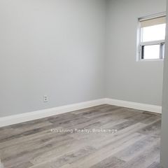 377 Dundas Street W A2, Toronto, ON M5T 1G6