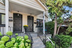47 Coulson Avenue, Toronto, ON M4V 1Y3