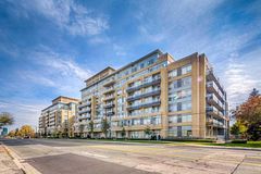 701 Sheppard Avenue W 510, Toronto, ON M3H 2S6