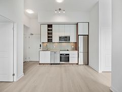 543 Richmond Street W LPH10, Toronto, ON M5V 0W9