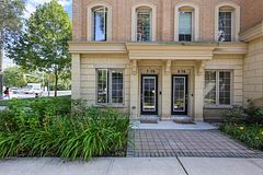 70 Hargrave Lane 7, Toronto, ON M4N 0A4