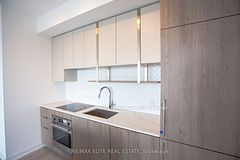 15 Holmes Avenue 1704, Toronto, ON M2N 0L4