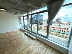 75 Portland Street 1003, Toronto, ON M5V 2M9