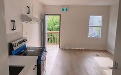 122 Huron Street 4, Toronto, ON M5T 2B3