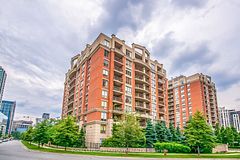 51 Harrison Garden Boulevard 505, Toronto, ON M2N 7G4