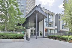 117 Mcmahon Drive 2105, Toronto, ON M2K 0E4