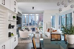 39 Sherbourne Street 1606, Toronto, ON M5A 0L8