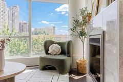 30 Canterbury Place 305, Toronto, ON M2N 0B9