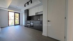 91 Montclair Avenue 525, Toronto, ON M5P 0B1