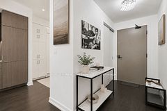 223 St Clair Avenue 209, Toronto, ON M4V 0A5