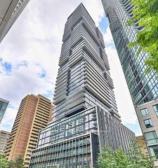 55 Charles Street E 3206, Toronto, ON M4Y 0J1