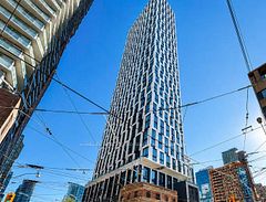 252 Church Street PH09, Toronto, ON M5B 0E6