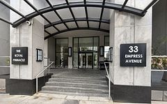 33 Empress Avenue 1907, Toronto, ON M2N 6Y7