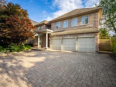 3 Cicada Court, Toronto, ON M3B 1G4