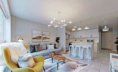 61 Cameron Street A, Toronto, ON M5T 2H1