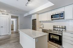 31 Farmstead Road 129, Toronto, ON M2L 2X2