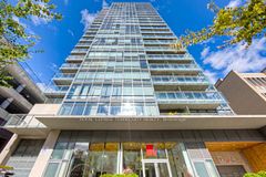 22 Wellesley Street E 708, Toronto, ON M4Y 1G3