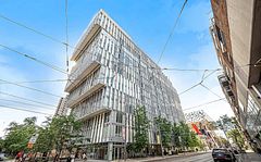 50 Mccaul Street 513, Toronto, ON M5T 1V9