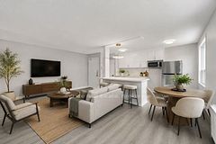896 Eglinton Avenue E 310, Toronto, ON M4G 2L2