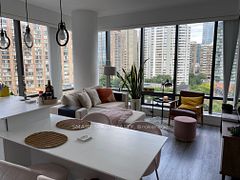 5 St. Joseph Street 1008, Toronto, ON M5Y 1J6