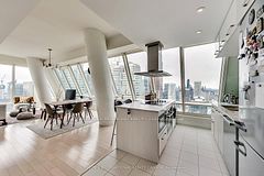 8 The Esplanade 5504, Toronto, ON M5E 0A6
