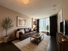 208 Queens Quay W 1506, Toronto, ON M5J 2Y5