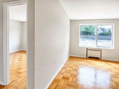 990 Avenue Road 209, Toronto, ON M5P 2K8