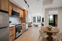 109 Erskine Avenue 308, Toronto, ON M4P 0G8