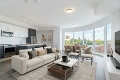 2525 Bathurst Street 507, Toronto, ON M6B 2Y9