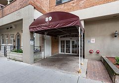 89 McCaul Street 520, Toronto, ON M5T 2X3