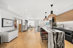 20 Scrivener Square 716, Toronto, ON M4W 3X9