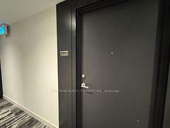252 Church Street 2912, Toronto, ON M5B 1Z2