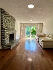 31 Silas Hill Drive Main + Upper, Toronto, ON M2J 2X8