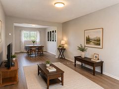 40 Clydesdale Drive, Toronto, ON M2J 3N2