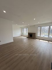 112 Santa Barbara Road Main, Toronto, ON M2N 2C5