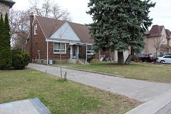 8 Talbot Road, Toronto, ON M2N 2S9