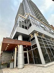 58 Orchard View Boulevard 1004, Toronto, ON M4R 1B9