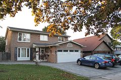 243 Kingslake Road, Toronto, ON M2J 3G9