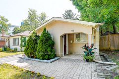 99 Harlandale Avenue, Toronto, ON M2N 1P2