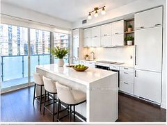 65 St Mary Street W 1707, Toronto, ON M5S 0A6