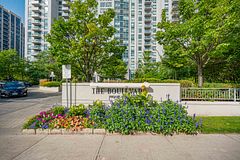188 Doris Avenue 515, Toronto, ON M2N 6Z5