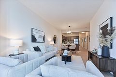 763 Bay Street 4505, Toronto, ON M5G 2R3